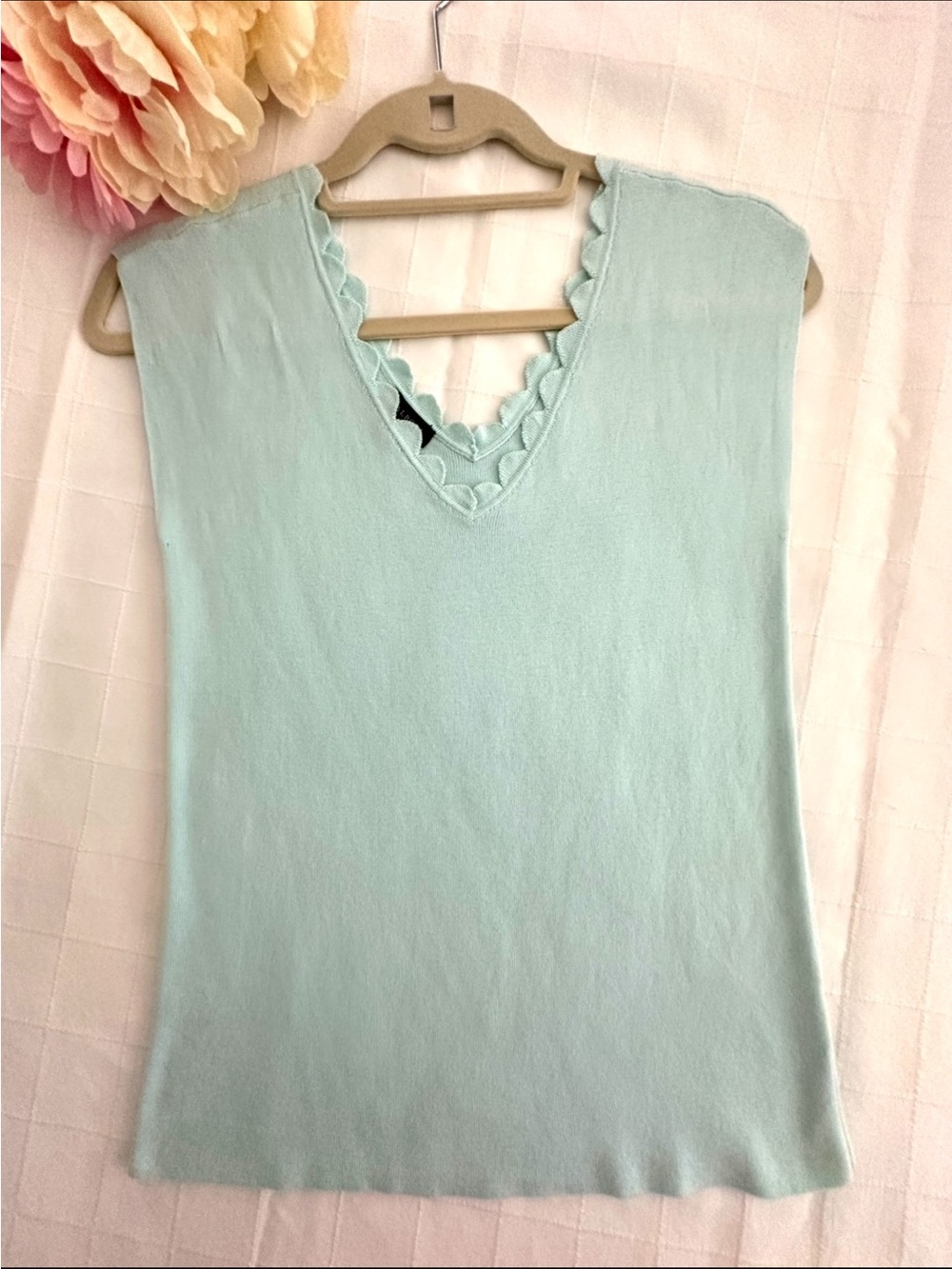 Talbots Scallop V-Neck Tank Top - Mint